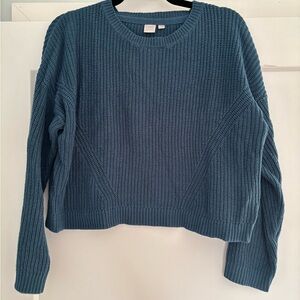 Women's cropped knit sweater (Twik)